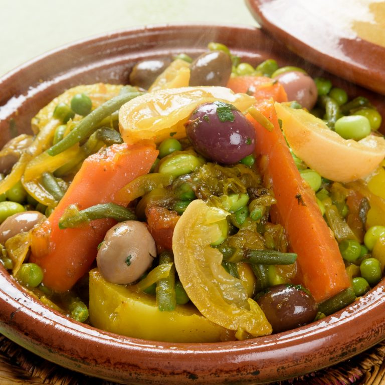 Tajine de légumes aux olives et au citron confit